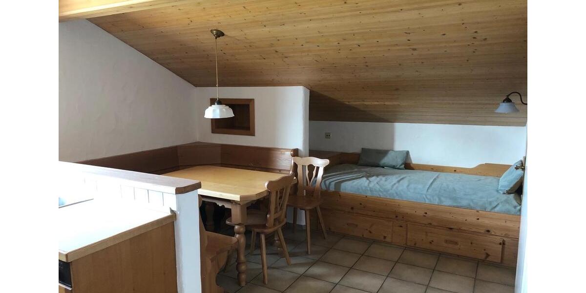 Dachgeschoßwohnung Staudach-Egerndach Egerndach - 3 Zimmer, 128 m&sup2;, 1.500&euro; | Angebot:25993786
