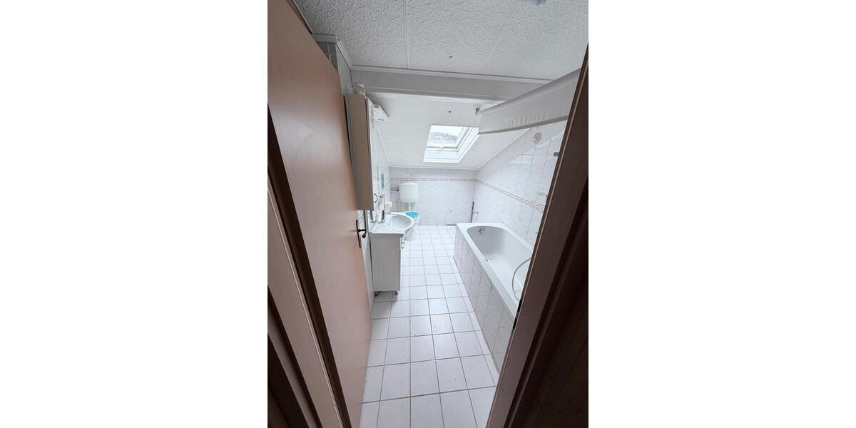 Dachgeschoßwohnung Kolbermoor - 3.5 Zimmer, 60 m&sup2;, 230.000&euro; | Angebot:24941667