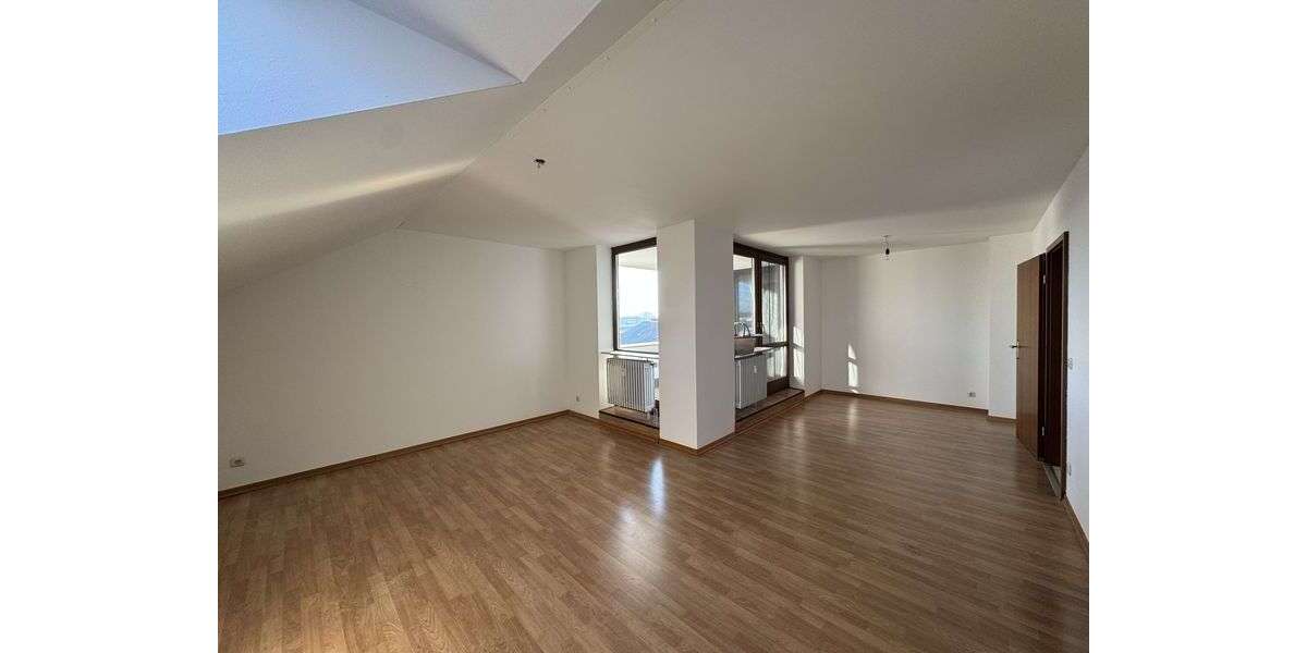Etagenwohnung Großkarolinenfeld - 2 Zimmer, 74 m&sup2;, 275.000&euro; | Angebot:25966540