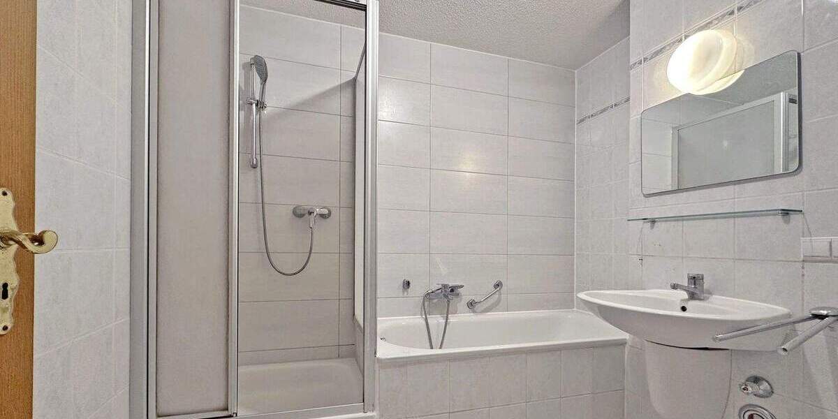 Etagenwohnung Kolbermoor - 2 Zimmer, 81 m&sup2;, 350.000&euro; | Angebot:25744029