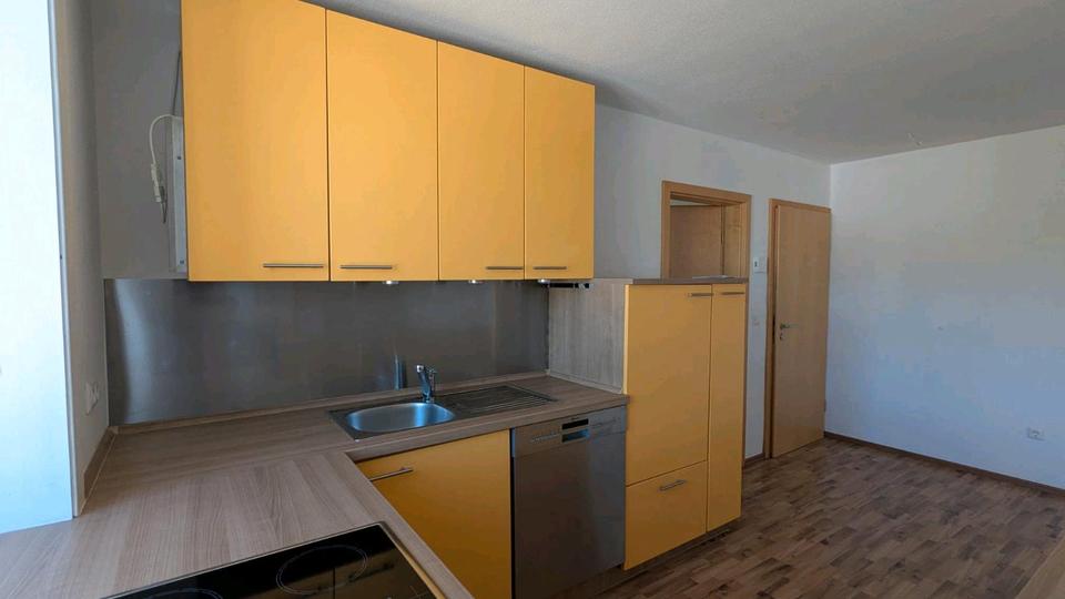 Etagenwohnung Edling - 3 Zimmer, 100 m&sup2;, 1.150&euro; | Angebot:26688598