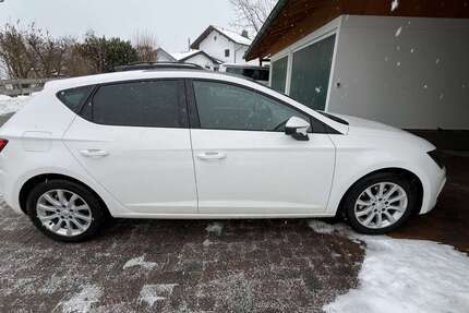 Seat Leon 73.500 km 13.500 &euro; Brannenburg 83098