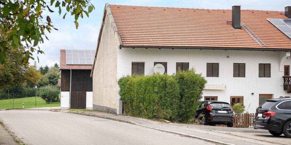 Mehrfamilienhaus, Wohnhaus Emmering - 7 Zimmer, 181 m&sup2;, 150.000&euro; | Angebot:25878843
