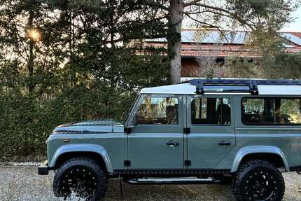 Land Rover Defender 191.500 km 41.000 &euro; Rosenheim 83022