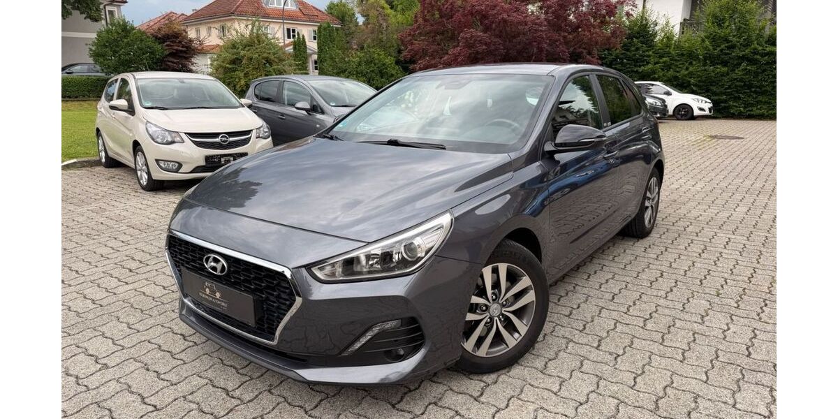 Hyundai i30 115.000 km 9.990 &euro; Bad Aibling 83043