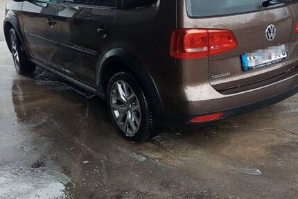 VW Touran 113.500 km 12.490 &euro; Grassau 83224