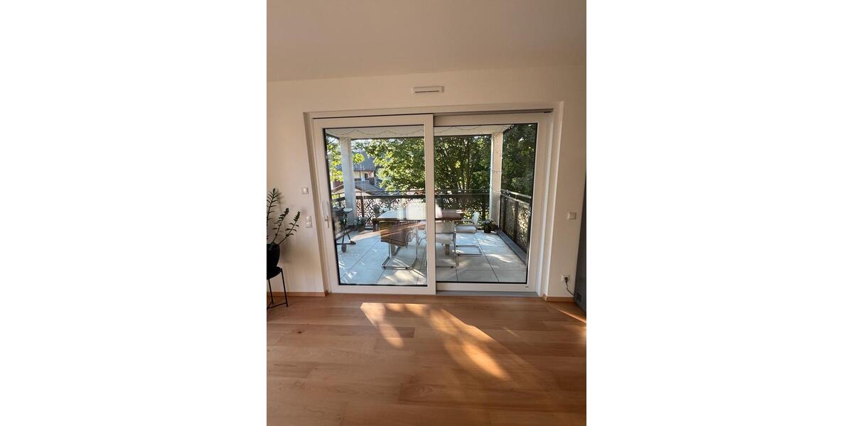 Terrassenwohnung Rosenheim Innenstadt - 4 Zimmer, 133 m&sup2;, 2.480&euro; | Angebot:25141720