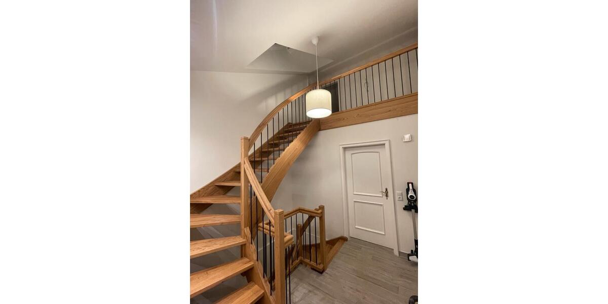 Etagenwohnung Rosenheim Innenstadt - 1 Zimmer, 60 m&sup2;, 640&euro; | Angebot:25935695