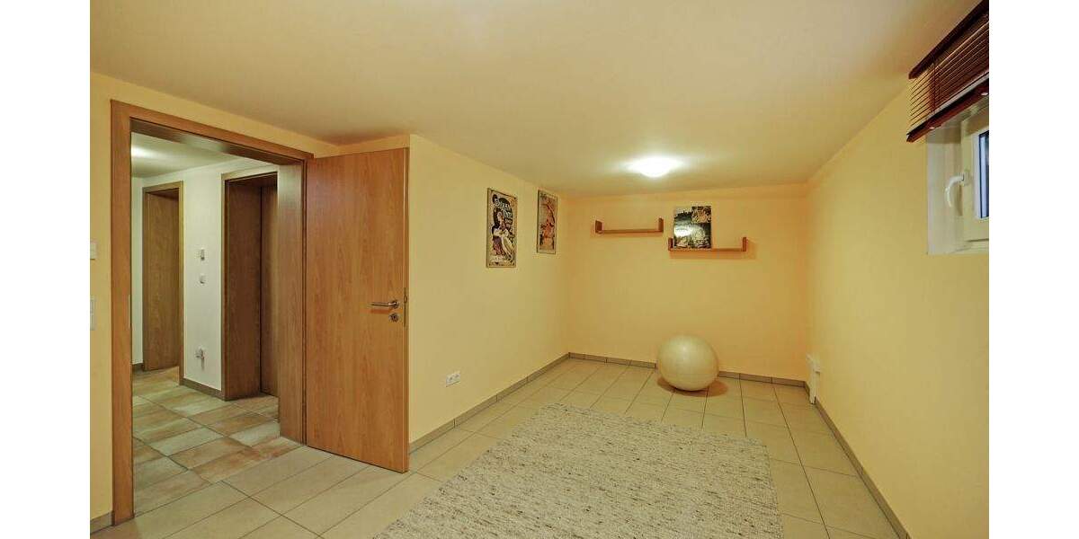 Doppelhaushälfte Ebersberg - 4 Zimmer, 134 m&sup2;, 899.000&euro; | Angebot:25697078