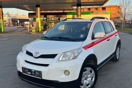 Toyota Urban Cruiser 223.826 km 4.299 &euro; Rosenheim 83026