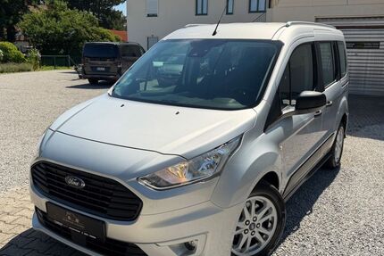 Ford Tourneo Connect 85.000 km 10.990 &euro; Bad Aibling 83043