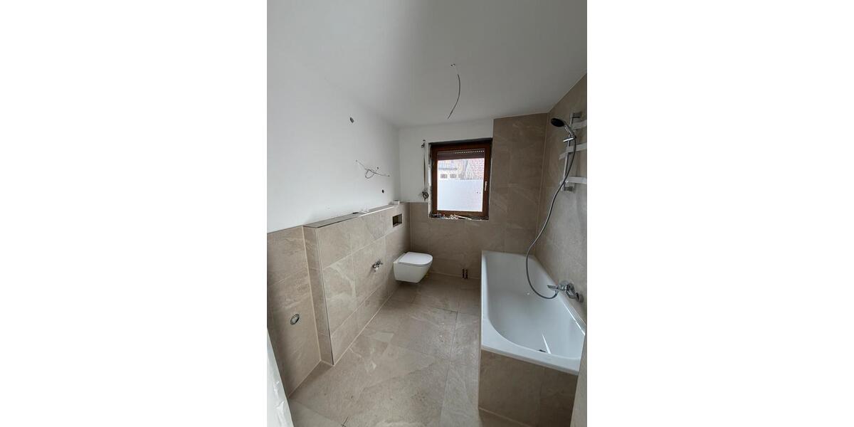 Erdgeschoßwohnung Flintsbach am Inn - 4 Zimmer, 85 m&sup2;, 1.500&euro; | Angebot:25904020