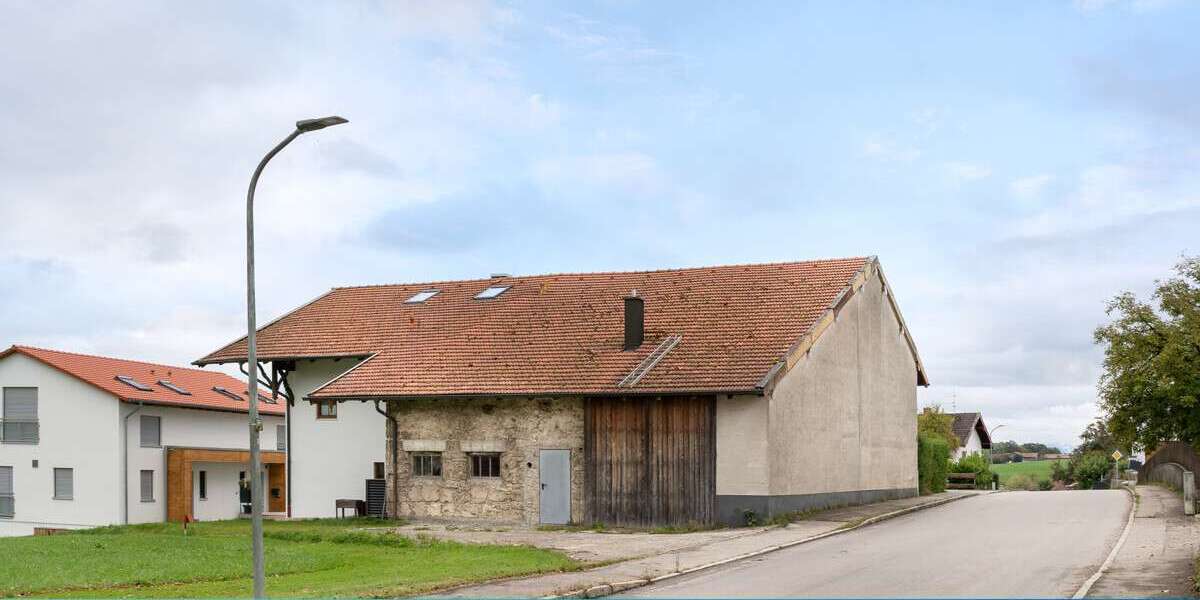 Einfamilienhaus Emmering - 7 Zimmer, 181 m&sup2;, 150.000&euro; | Angebot:25901041