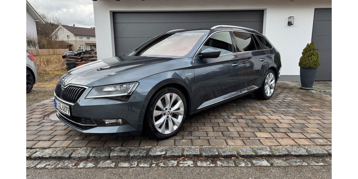 Skoda Superb 168.500 km 18.990 &euro; Glonn 85625