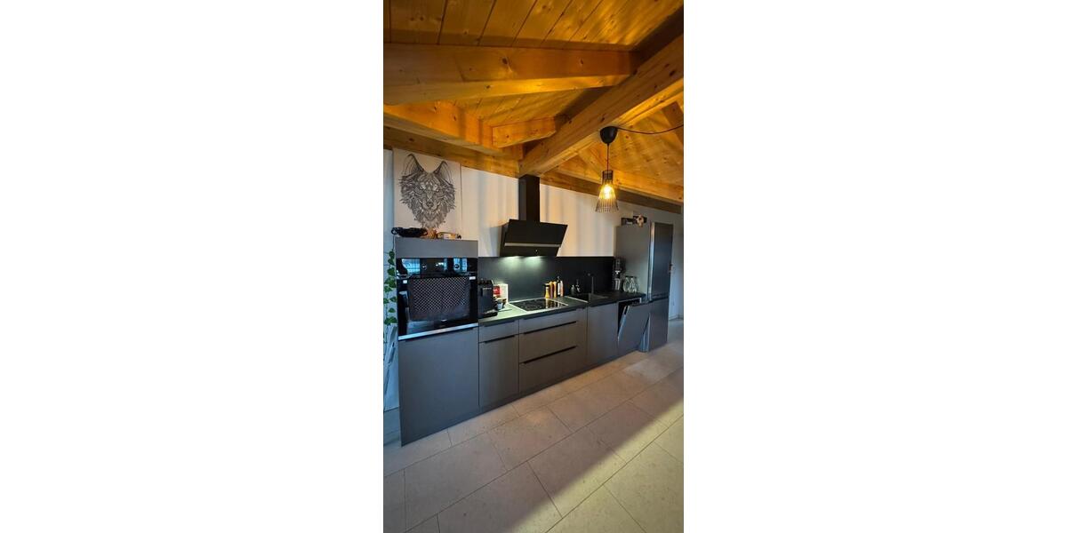 Dachgeschoßwohnung Stephanskirchen - 1.5 Zimmer, 110 m&sup2;, 1.200&euro; | Angebot:25852662