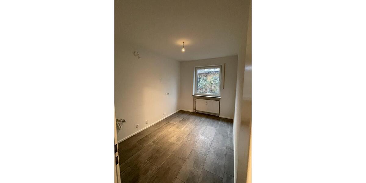 Erdgeschoßwohnung Kolbermoor - 3 Zimmer, 77 m&sup2;, 1.250&euro; | Angebot:25637771