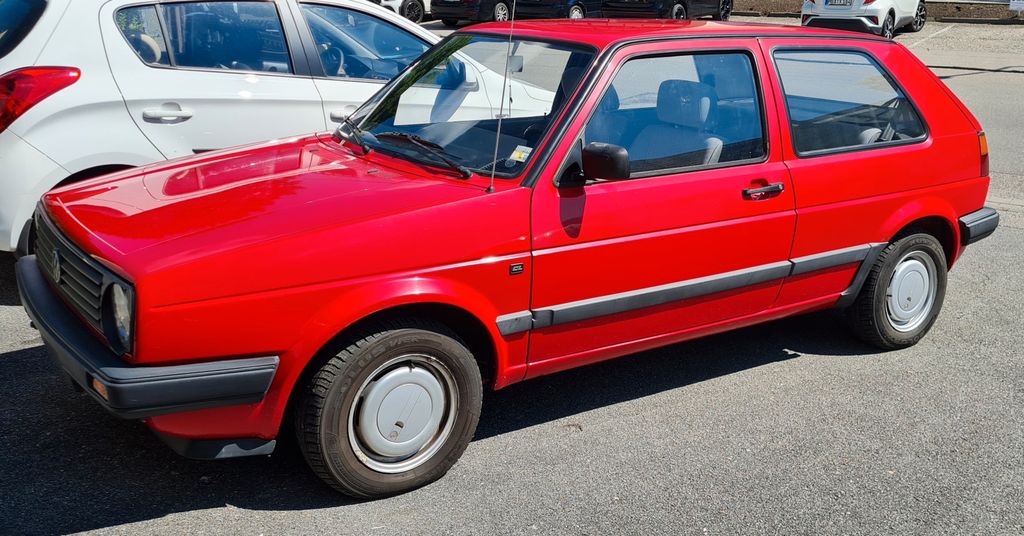 VW Golf 81.935 km 4.990 &euro; Rosenheim 83022