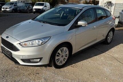 Ford Focus 77.000 km 4.600 &euro; Prien-Bachham 83209