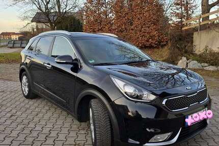 Kia Niro 72.500 km 16.495 &euro; Rosenheim 83026