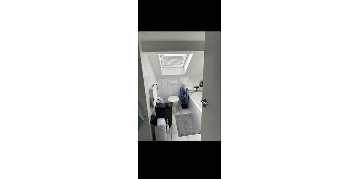 Dachgeschoßwohnung Rosenheim Aising - 3 Zimmer, 65 m&sup2;, 273.000&euro; | Angebot:27223271