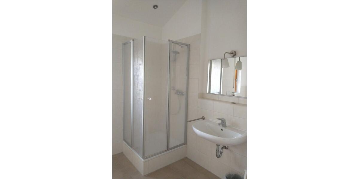 Doppelhaushälfte Glonn - 4 Zimmer, 130 m&sup2;, 1.900&euro; | Angebot:25948203