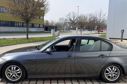 BMW 318 147.879 km 2.499 &euro; Raubling 83064