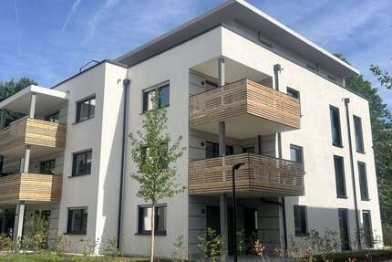 Wohnung Rosenheim Aising - 2 Zimmer, 67 m&sup2;, 1.290&euro; | Angebot:26563295