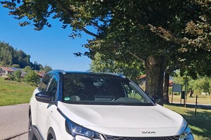 Peugeot 5008 37.800 km 22.960 &euro; Oberaudorf 83080