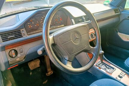 Mercedes-Benz E 200 295.000 km 2.950 &euro; Bayrischsell 83735