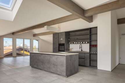 Wohnung Irschenberg - 3 Zimmer, 181 m&sup2;, 1.325.000&euro; | Angebot:25655219