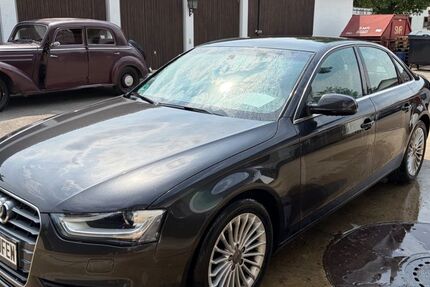 Audi A4 114.894 km 8.900 &euro; Albaching 83544