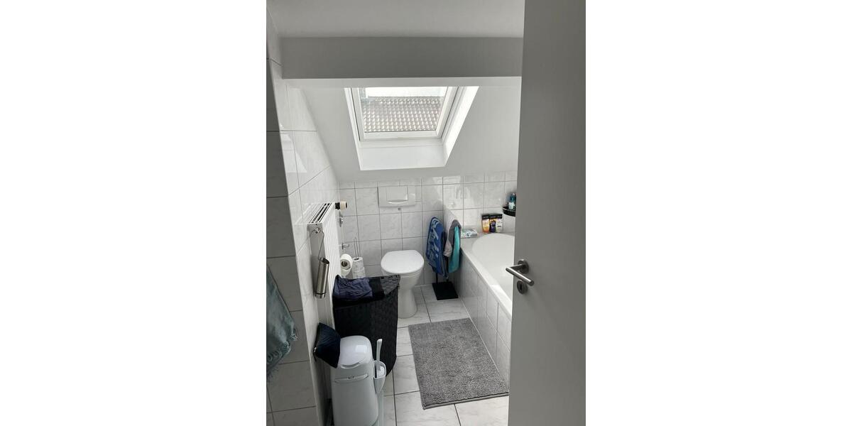 Dachgeschoßwohnung Rosenheim Aising - 3 Zimmer, 65 m&sup2;, 295.000&euro; | Angebot:26261855