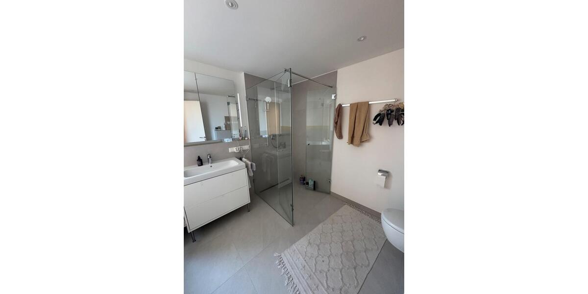 Terrassenwohnung Rosenheim Innenstadt - 4 Zimmer, 133 m&sup2;, 2.480&euro; | Angebot:25141720