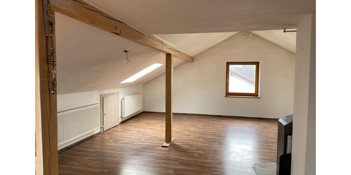 Einfamilienhaus Kirchseeon - 7 Zimmer, 270 m&sup2;, 1.450&euro; | Angebot:25590861