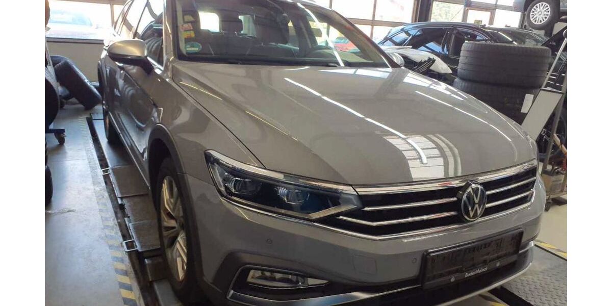 VW Passat Variant 62.400 km 33.880 &euro; Bruckmühl 83052