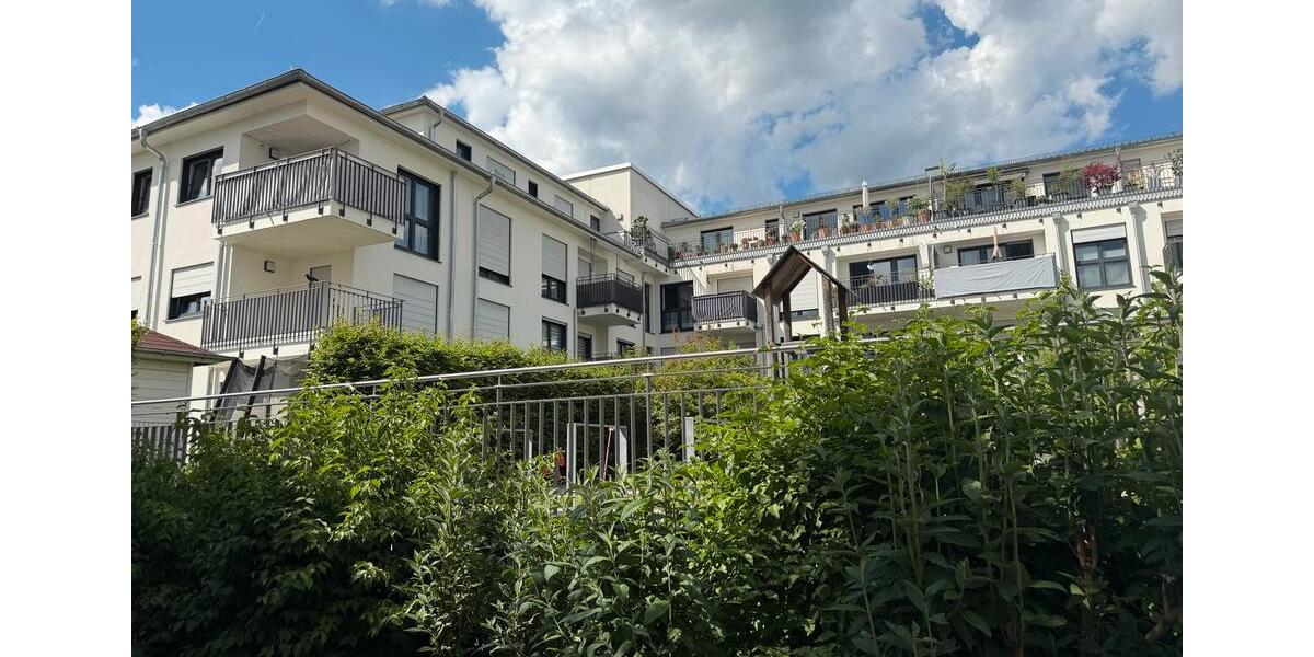 Dachgeschoßwohnung Kirchseeon - 2 Zimmer, 65 m&sup2;, 490.000&euro; | Angebot:26814276