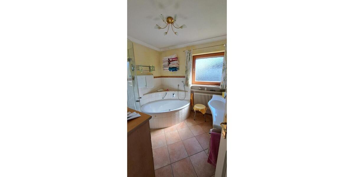 Doppelhaushälfte Prien am Chiemsee - 6 Zimmer, 180 m&sup2;, 875.000&euro; | Angebot:26411425