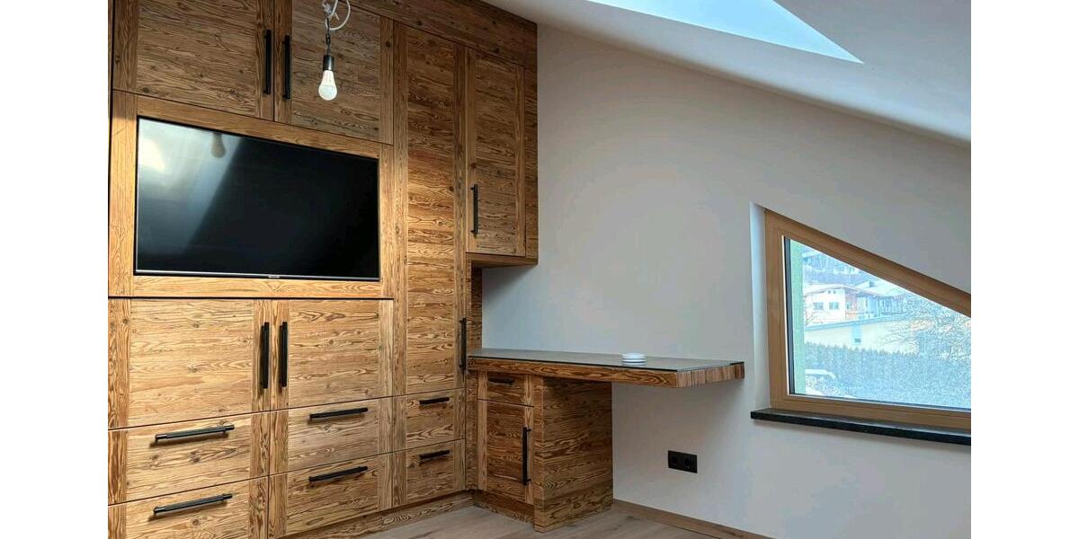 Dachgeschoßwohnung Kiefersfelden - 3 Zimmer, 80 m&sup2;, 1.550&euro; | Angebot:26308527