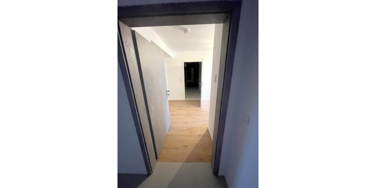 Erdgeschoßwohnung Vogtareuth - 3 Zimmer, 94 m&sup2;, 1.457&euro; | Angebot:25648862