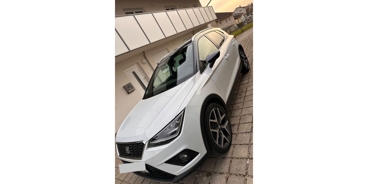 Seat Arona 29.600 km 17.900 &euro; Edling 83533