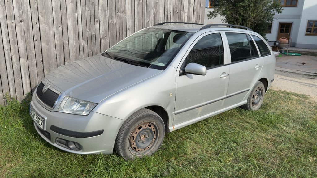 Skoda Fabia 174.500 km 950 &euro; Grafing bei München 85567