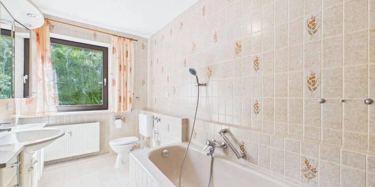 Etagenwohnung Ebersberg - 3 Zimmer, 98 m&sup2;, 1.500&euro; | Angebot:26687087