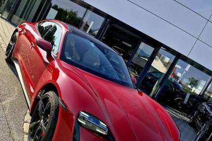 Porsche Taycan 15.300 km 61.000 &euro; Großkarolinenfeld 83109