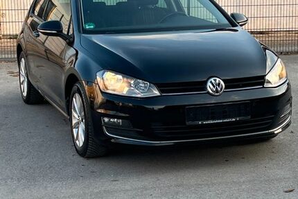 VW Golf 201.000 km 7.499 &euro; Eiselfing 83549