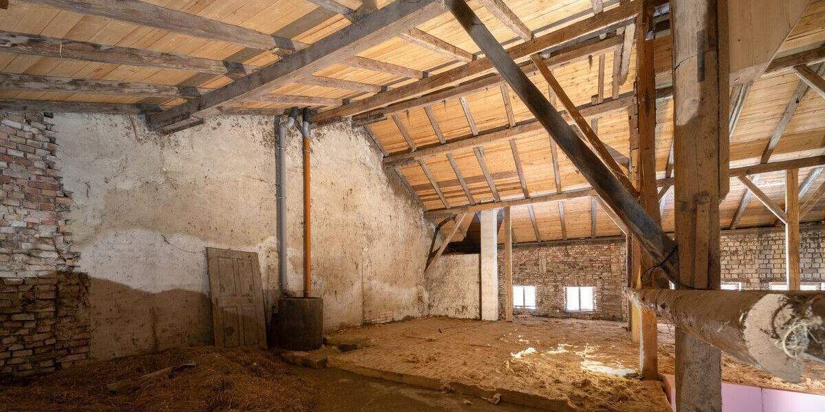 Mehrfamilienhaus, Wohnhaus Emmering - 7 Zimmer, 181 m&sup2;, 150.000&euro; | Angebot:25878843