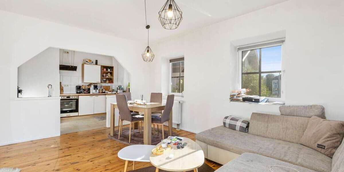 Seltene Chance in Seenähe | Gaststätte inkl. Wohnungen im Ortszentrum - Mehrfamilienhaus, Wohnhaus Übersee | Angebot:25927885