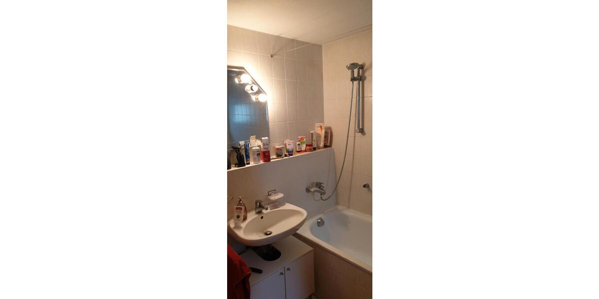 Etagenwohnung Kirchseeon - 2 Zimmer, 60 m&sup2;, 950&euro; | Angebot:25904003