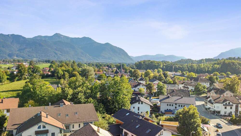 Seltene Chance in Seenähe | Gaststätte inkl. Wohnungen im Ortszentrum - Mehrfamilienhaus, Wohnhaus Übersee | Angebot:25927885