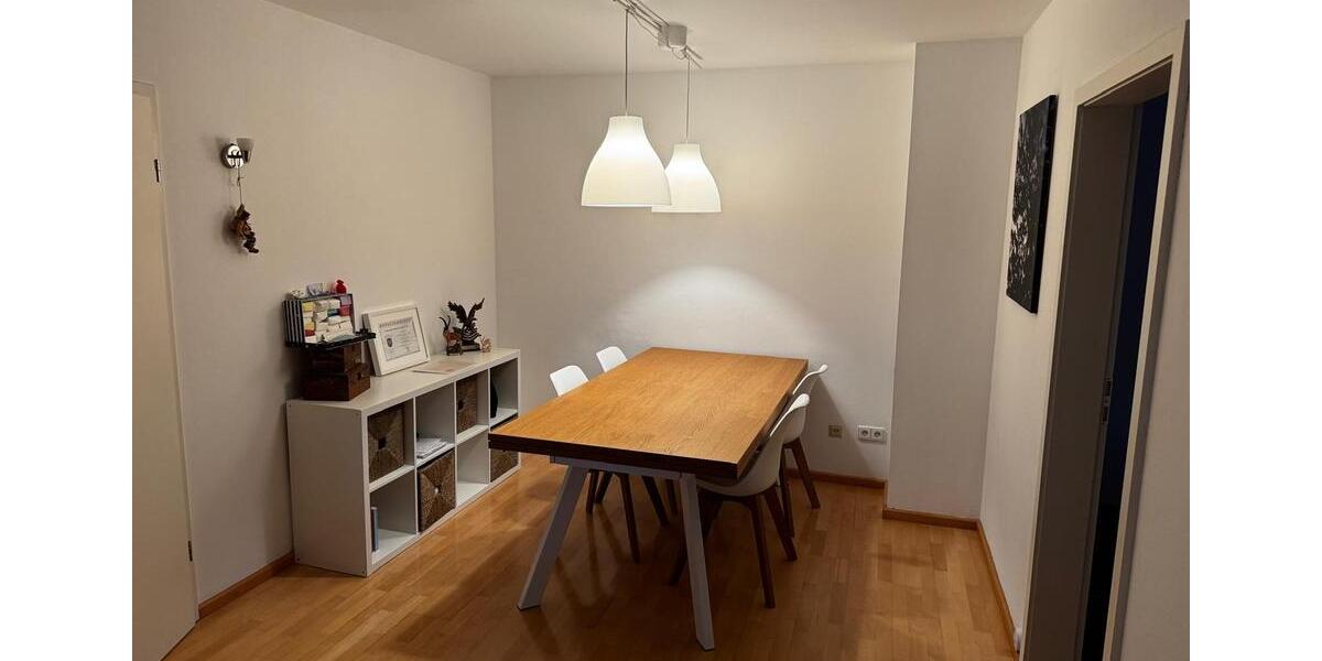 Etagenwohnung Neubeuern - 3 Zimmer, 79 m&sup2;, 1.080&euro; | Angebot:25321423