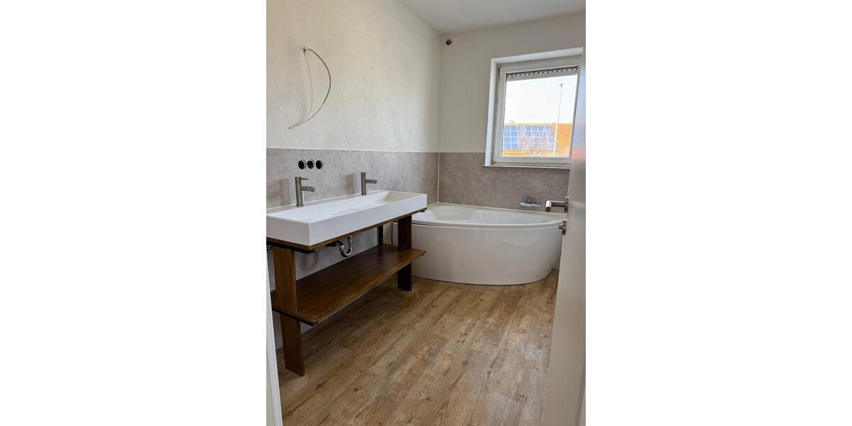 Etagenwohnung Kirchseeon - 4 Zimmer, 86 m&sup2;, 1.490&euro; | Angebot:25933645